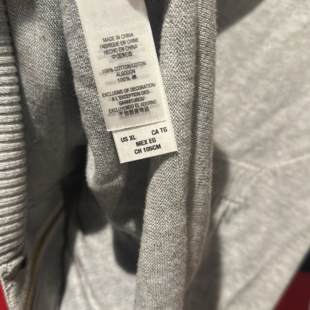RARE RUFFLE BACK HOODIE - Picture 9 of 9